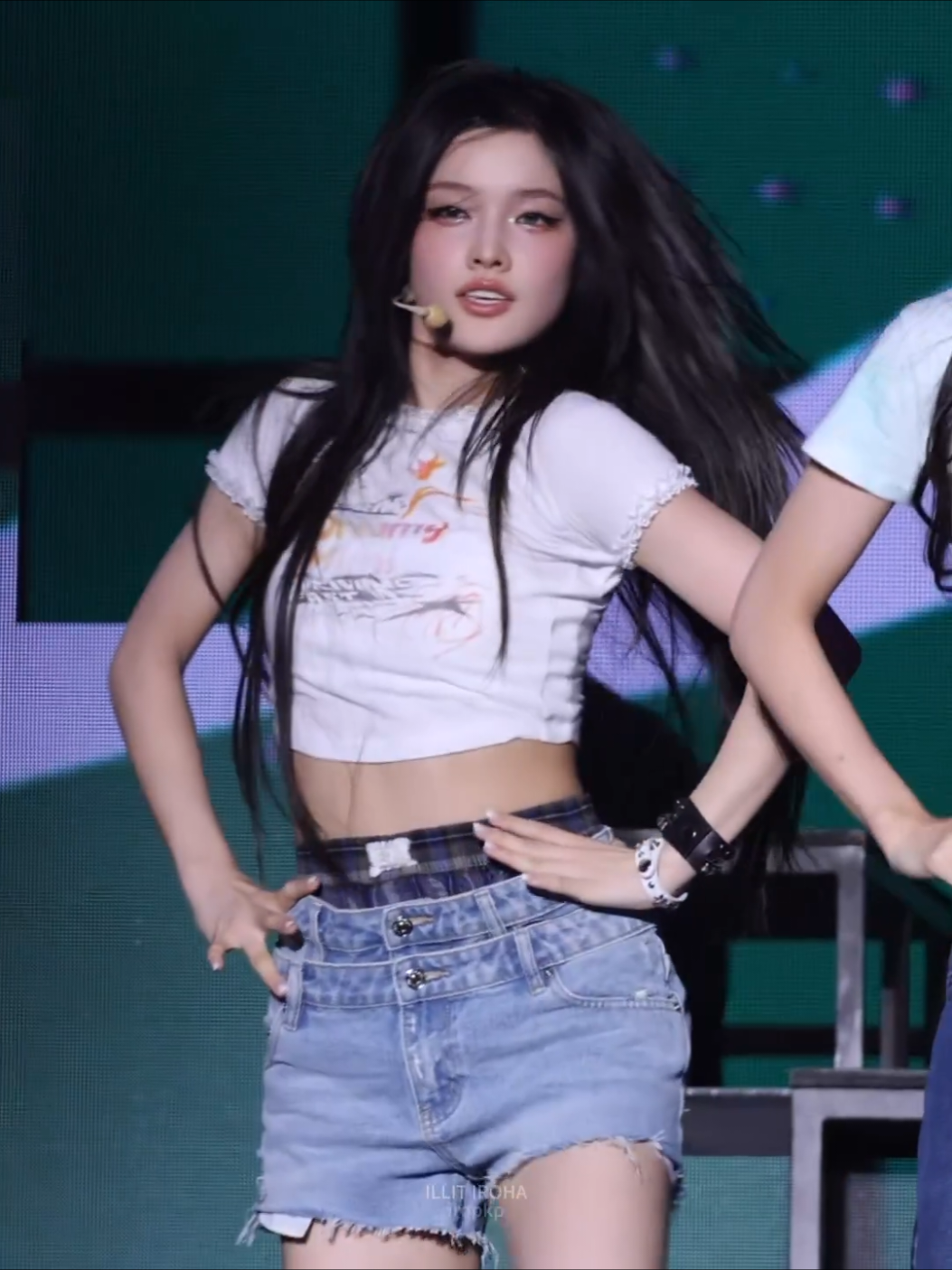 @Viennju