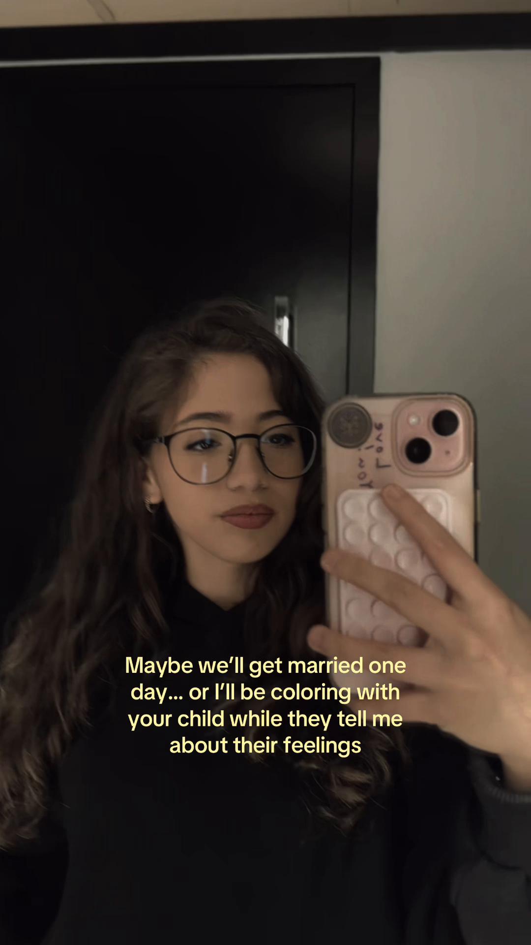 @𝑒𝓂𝒾𝓁𝒾𝒶 ◡̈
