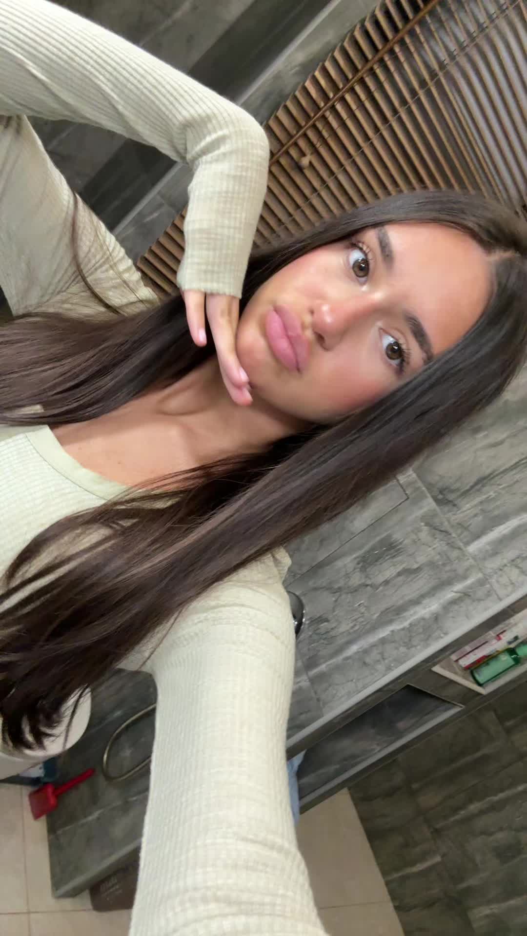@sssfskjvvvv