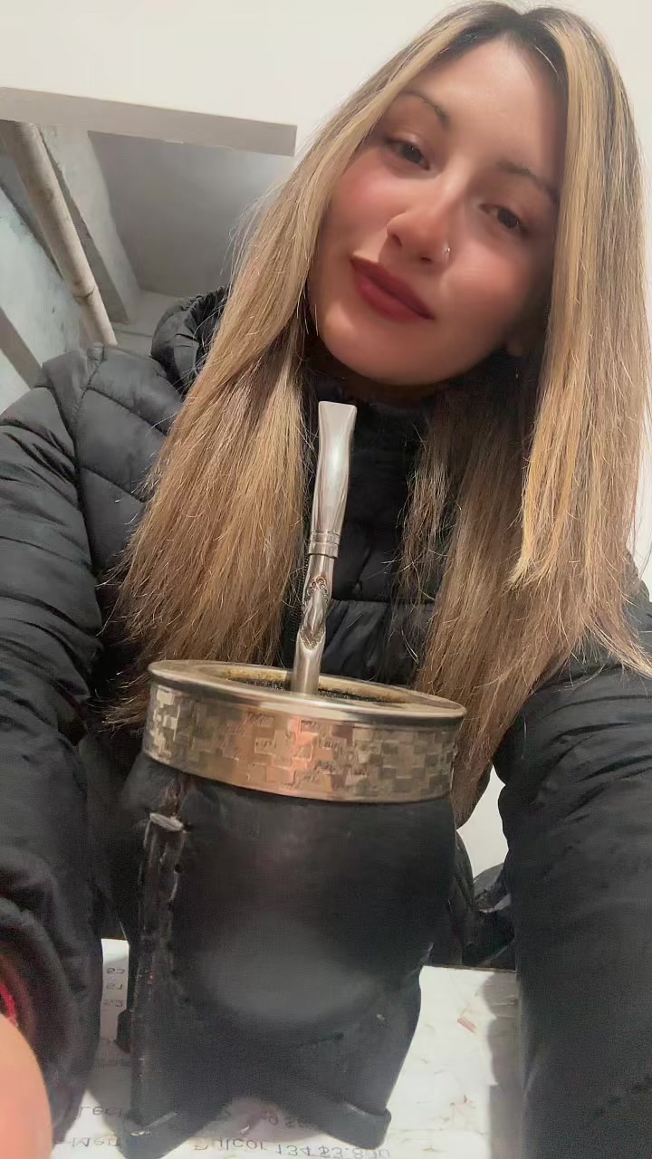 @ANI🍑🍒🫦