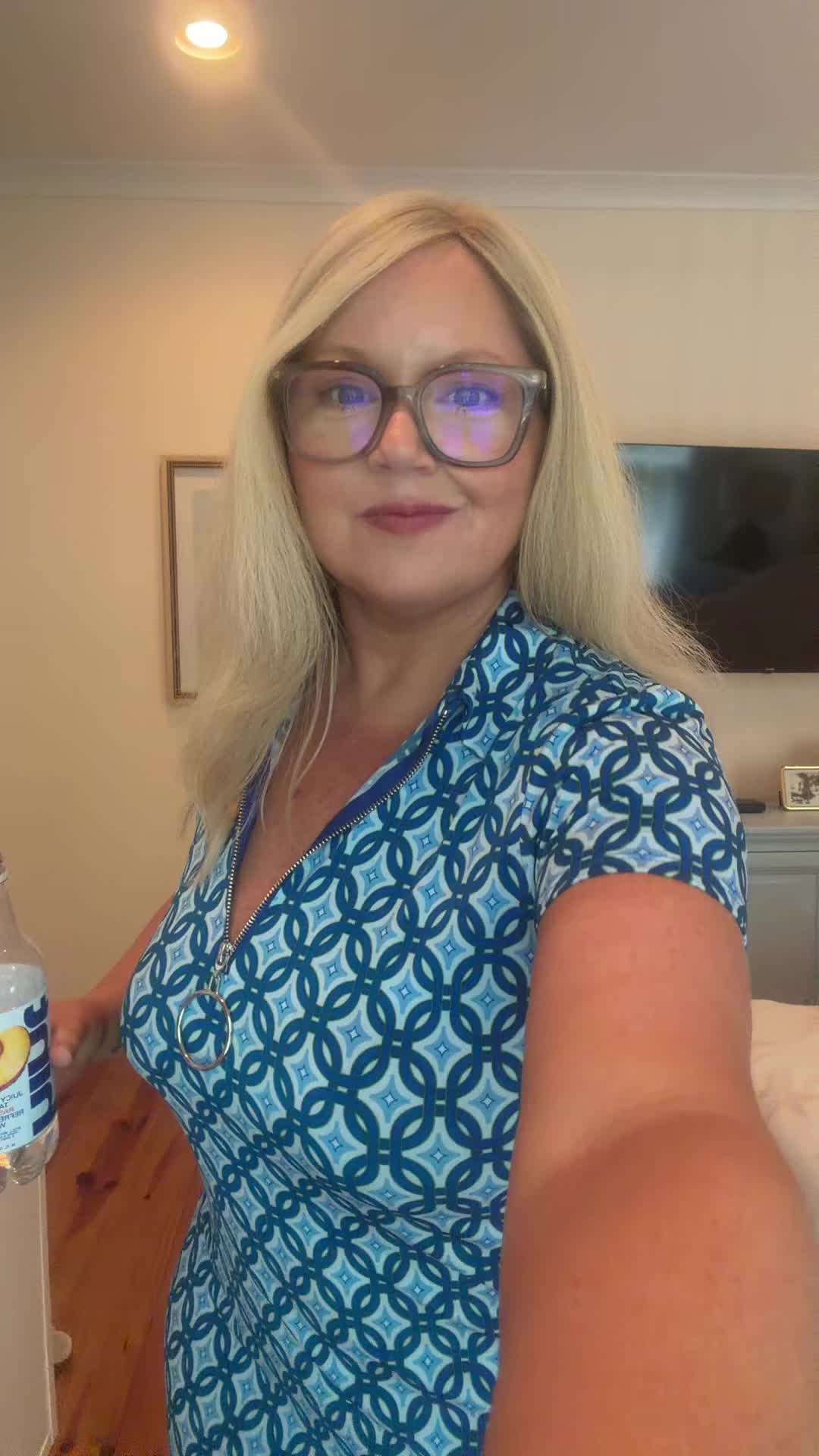 @Curvy KD ๐