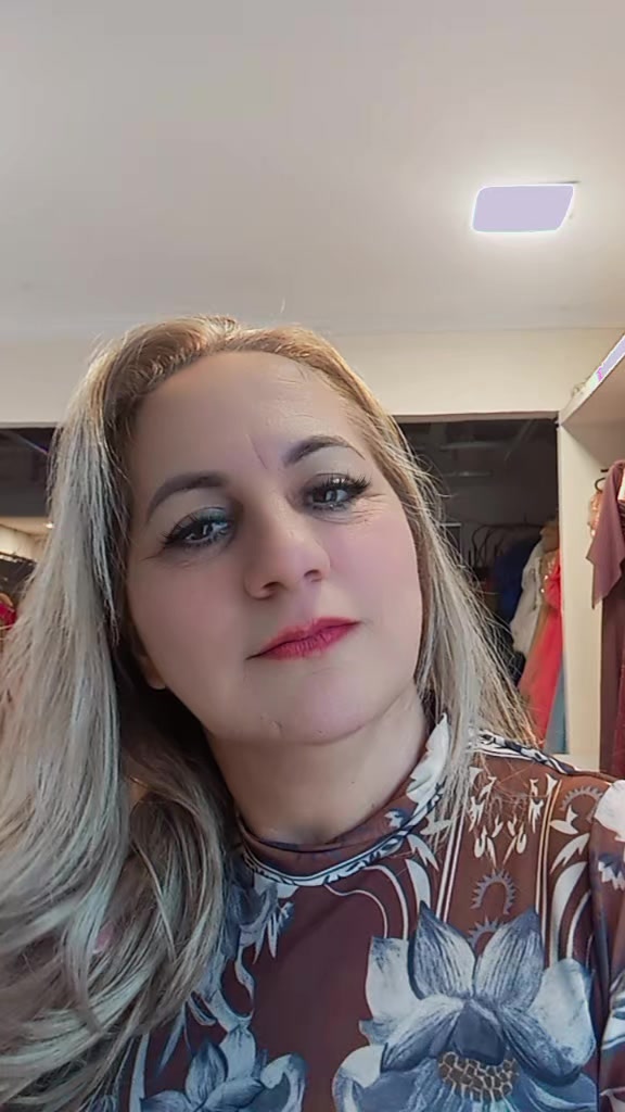 @celinacolman871