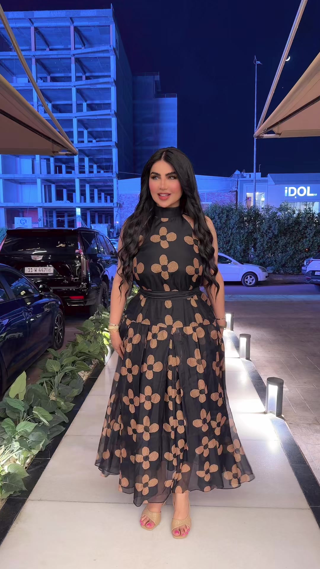 @الفنانه قمر الزمان