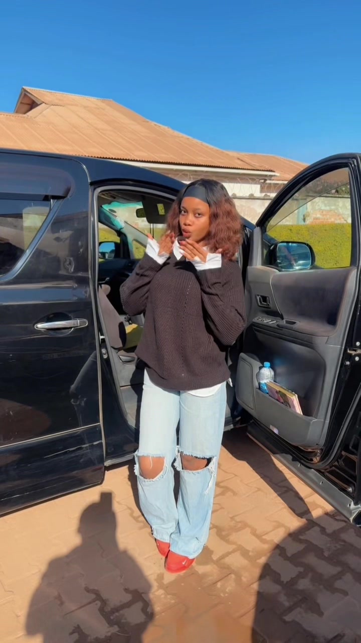 @Call_me_Merva🇦🇴🇨🇩