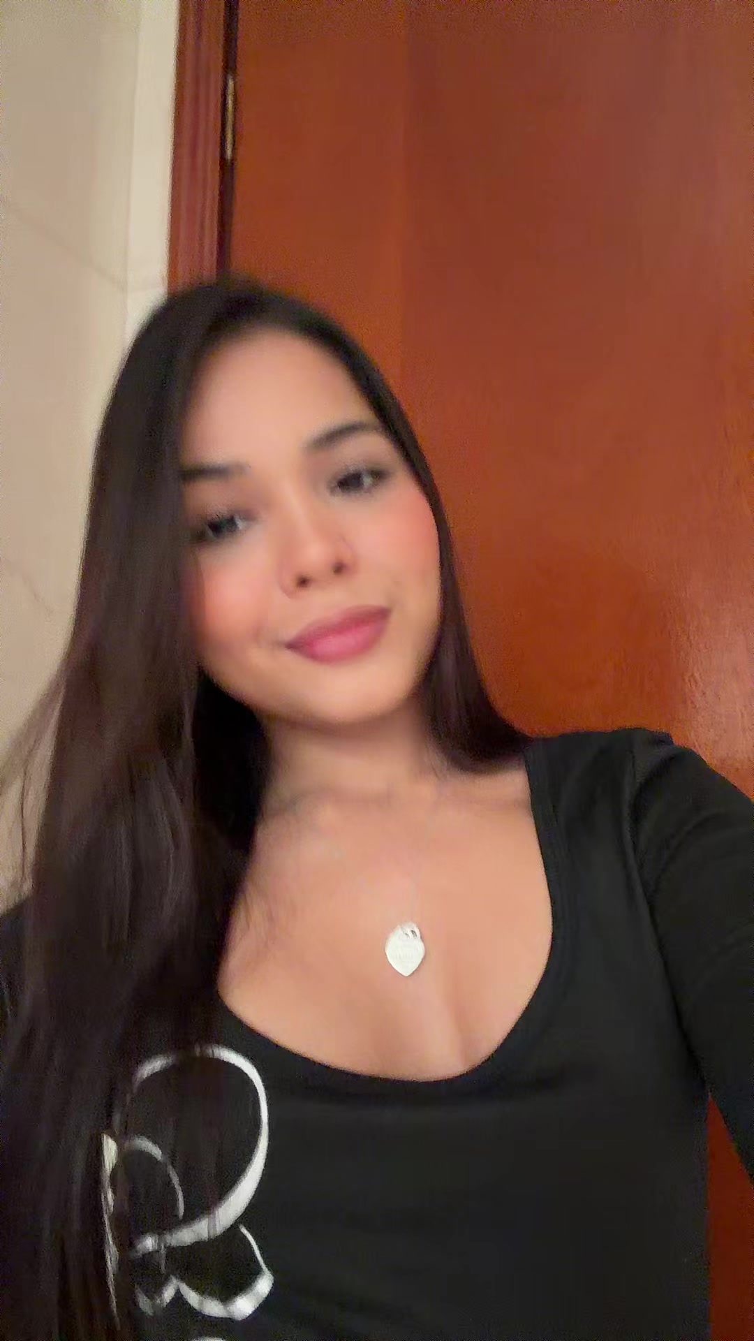 @gabisaiury.2