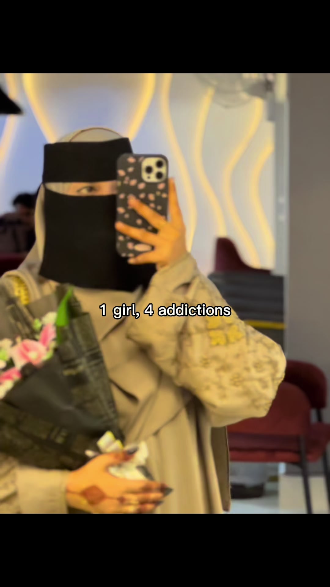 @𝓝𝓲𝓳𝓱𝓾 𝓜🦋