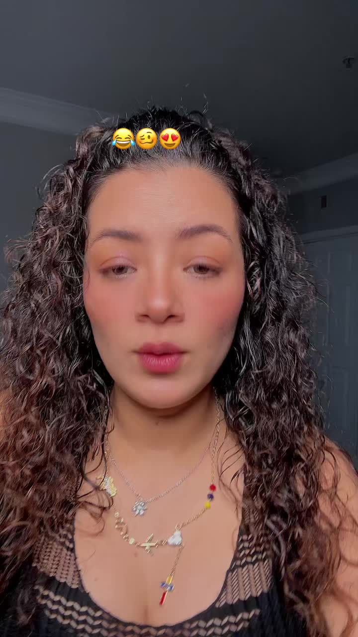 @MarieliU27