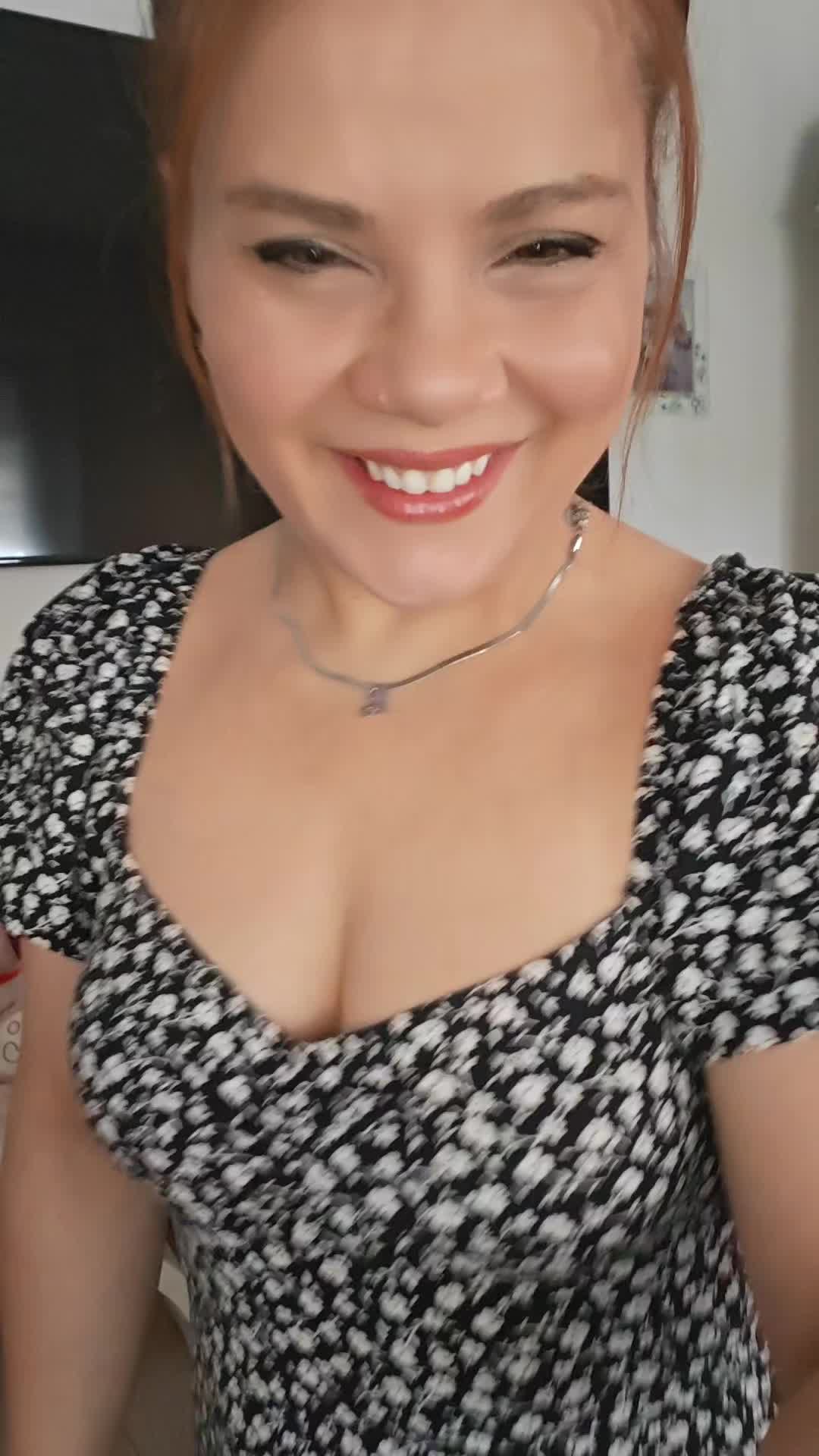 @MiKI 🌸🌹🌹🌹