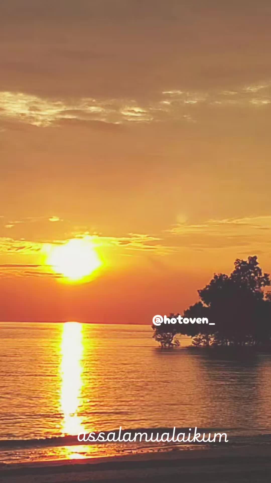 @Hotoven_