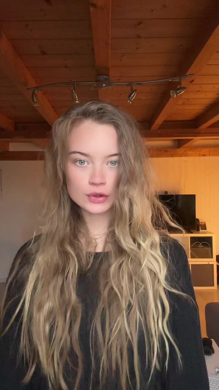@Laura ✟ Eva