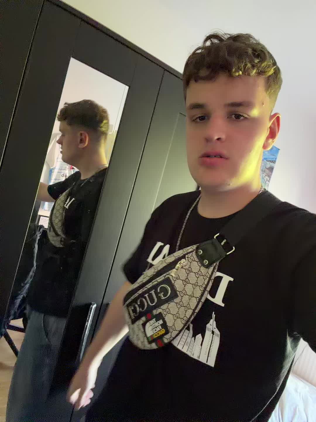 @makm0890