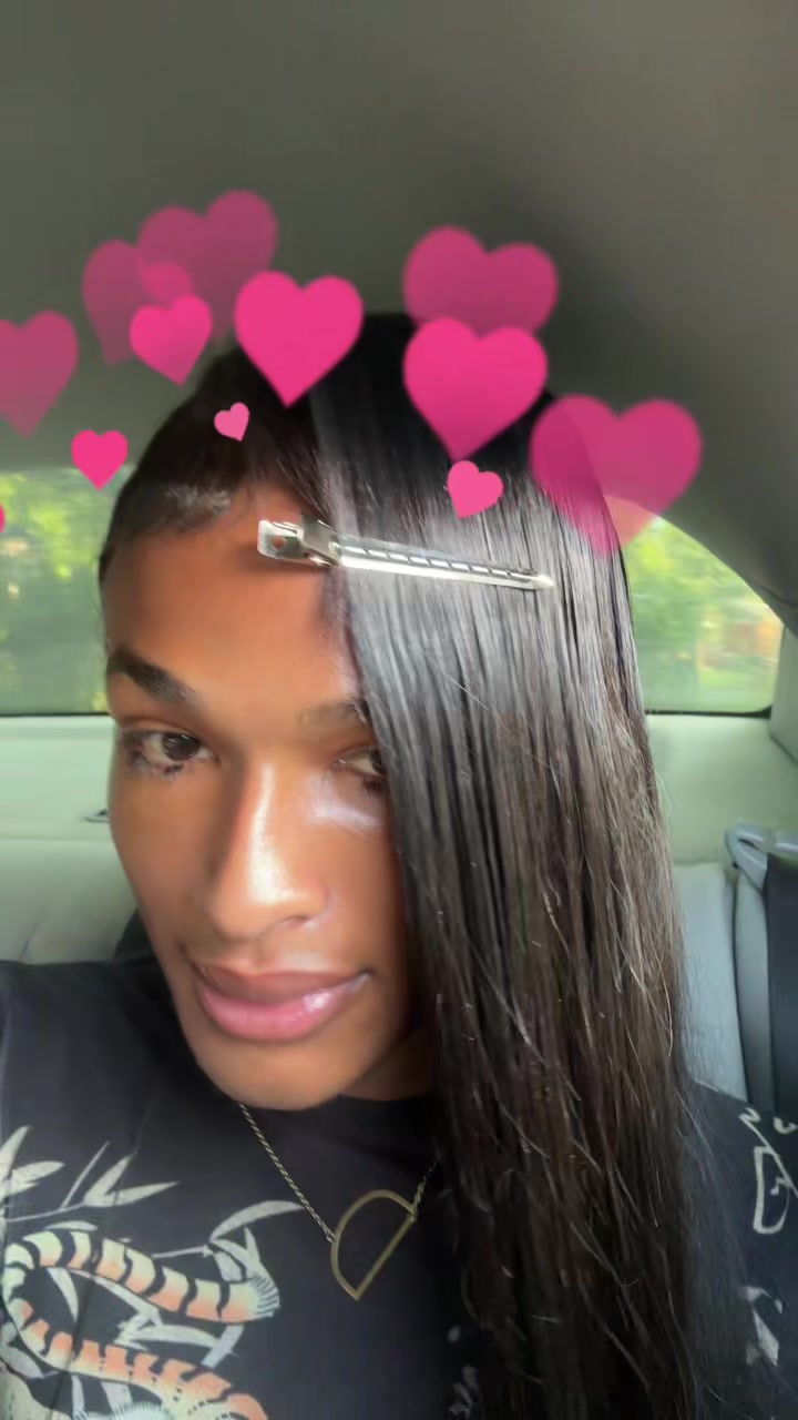 @𝐃𝐢𝐨𝐫 👸🏽🎀