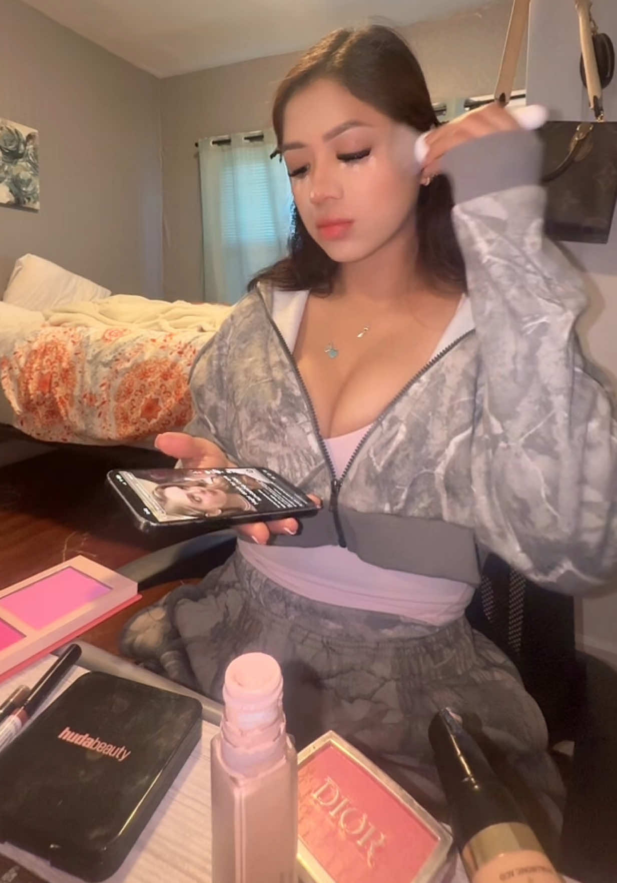 @Linda Paloma