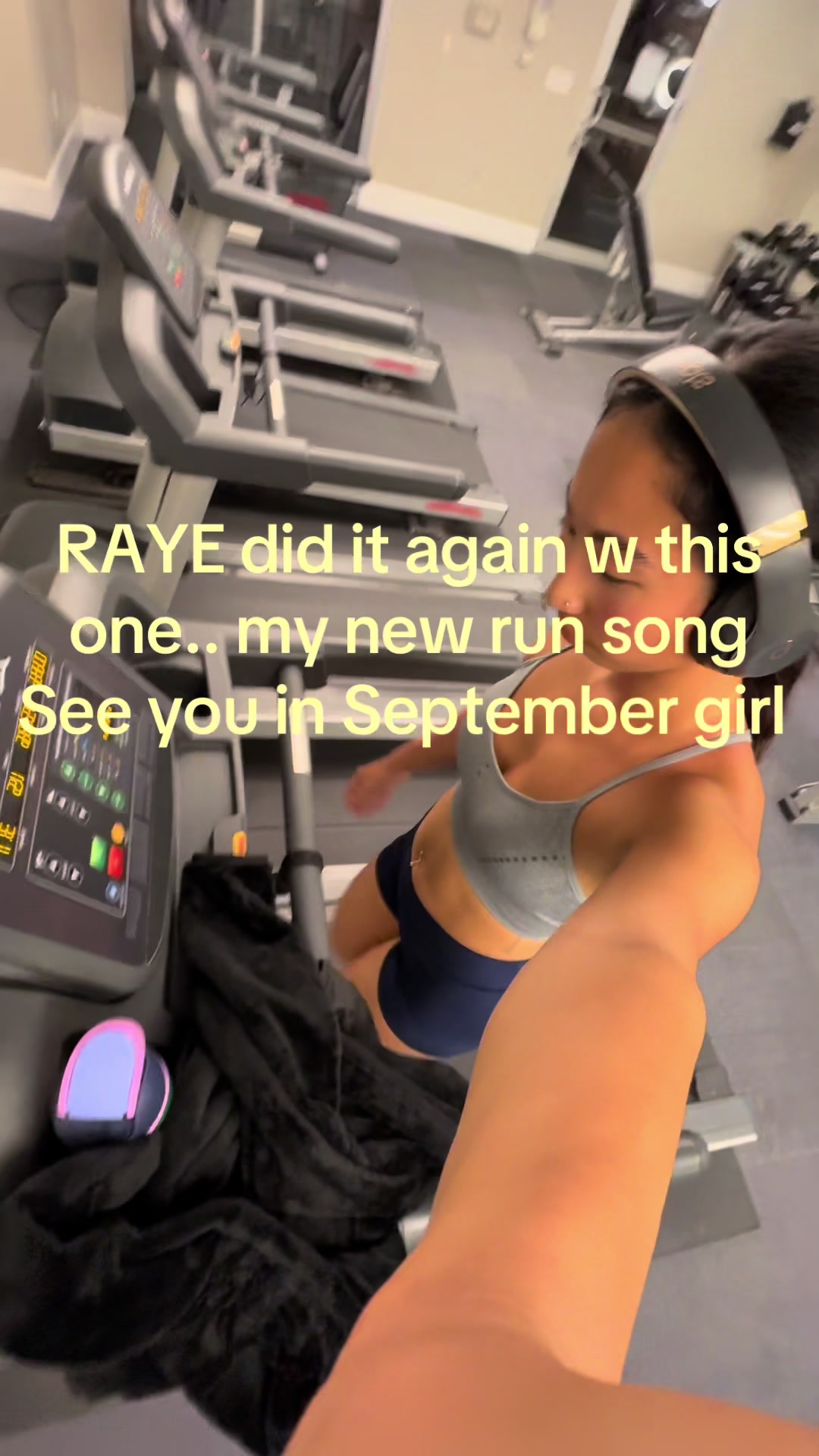 @whoareyou_906