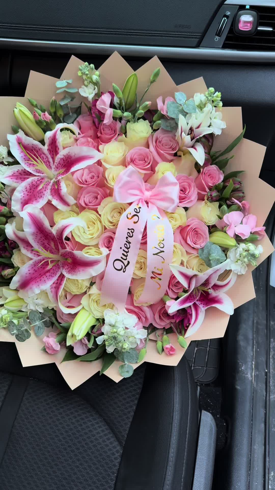 @rossellblooms
