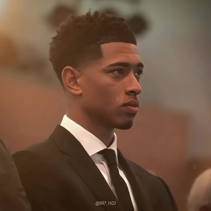 @𝟩 𝐻𝒬