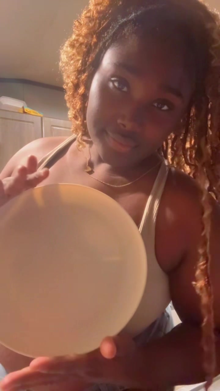 @Arjana Akskm