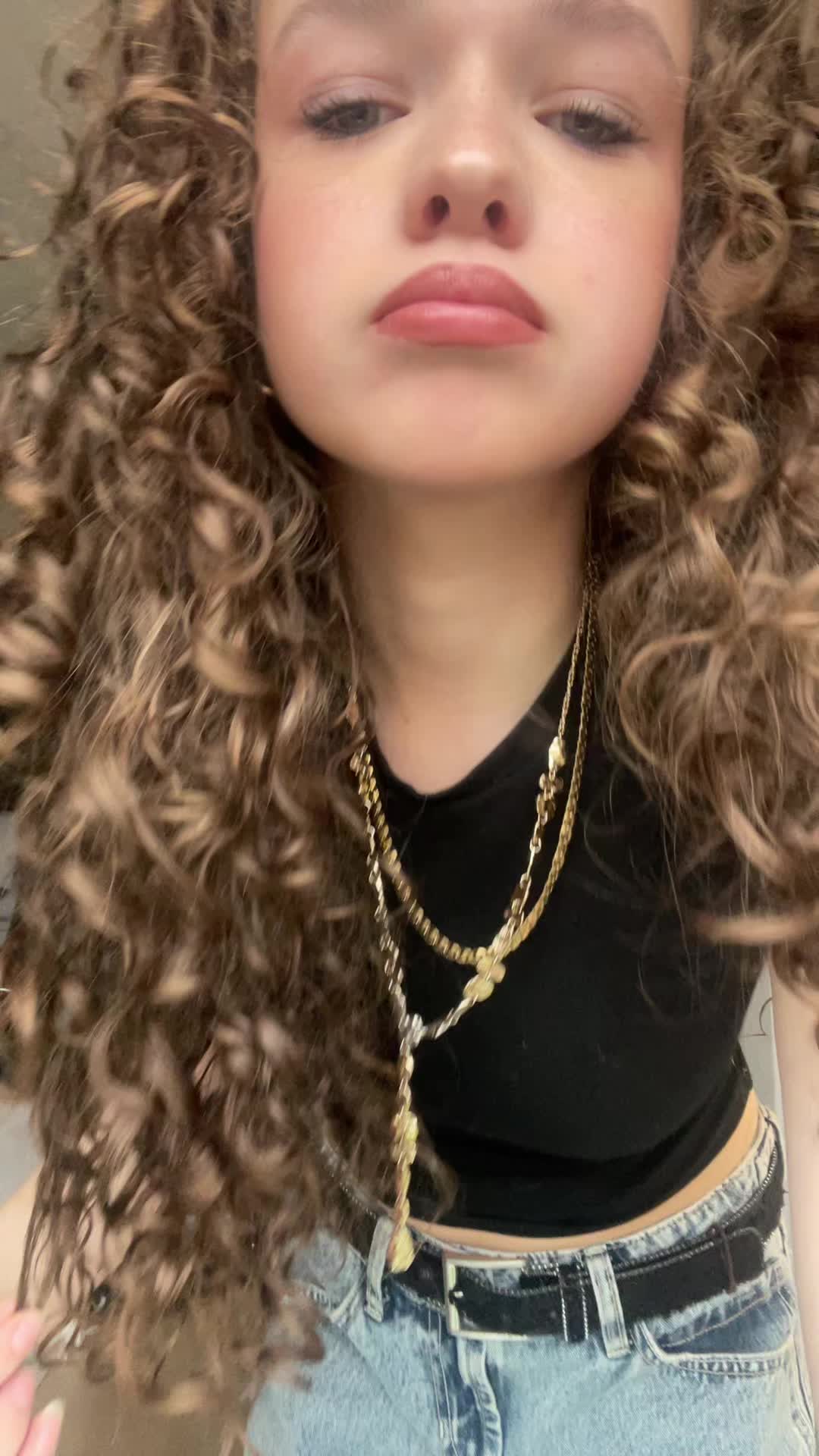 @𝔤𝔯𝔢𝔱𝔞🚩