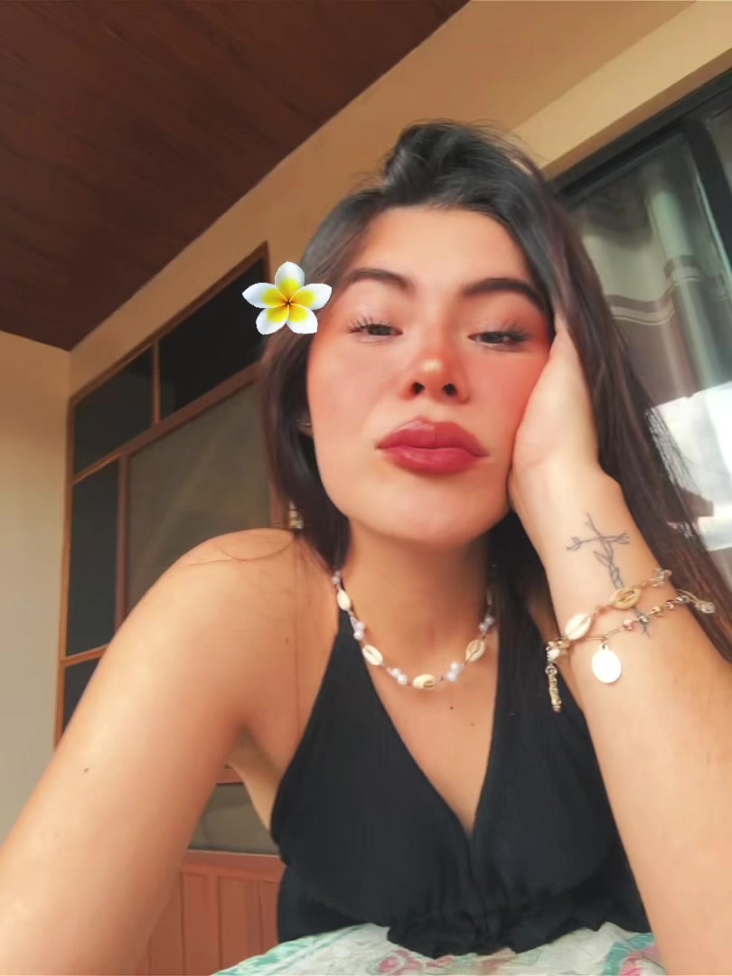 @Fabiana_algaranaz15