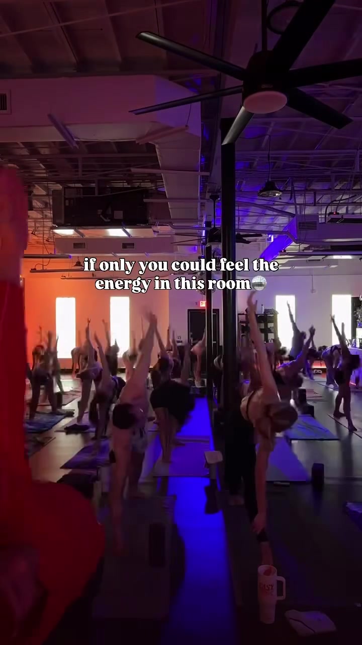 @Beach&ensp;Town&ensp;Yoga