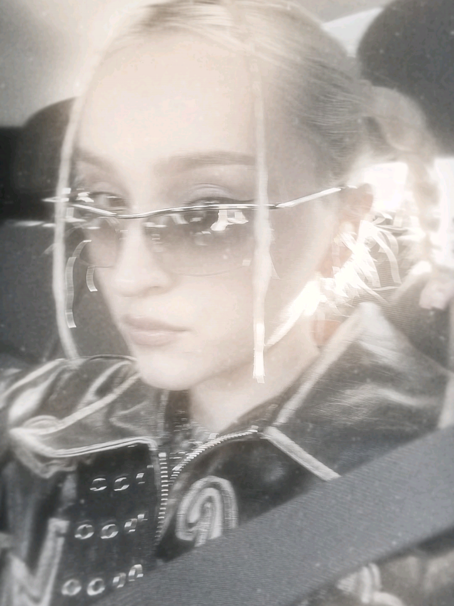@𝐍𝐈𝐊𝐀𝐀⋆˚𝜗𝜚˚⋆
