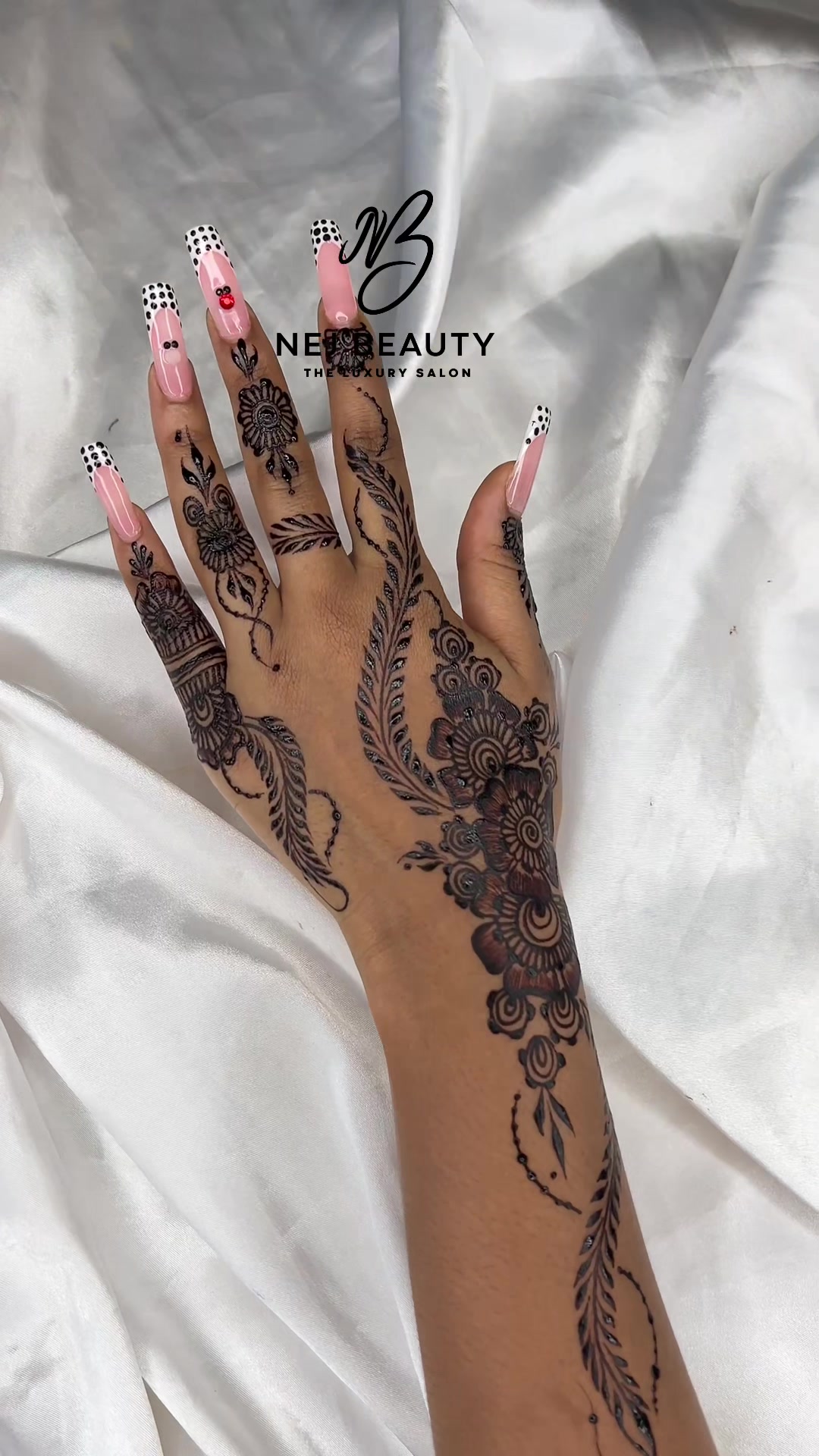 @NEJ&ensp;BEAUTY SALON & SCHOOL