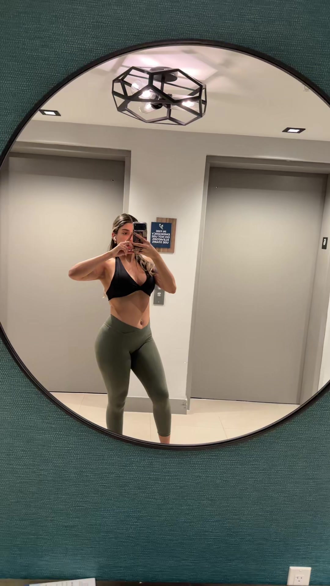 @Milaaa 🧍♀️