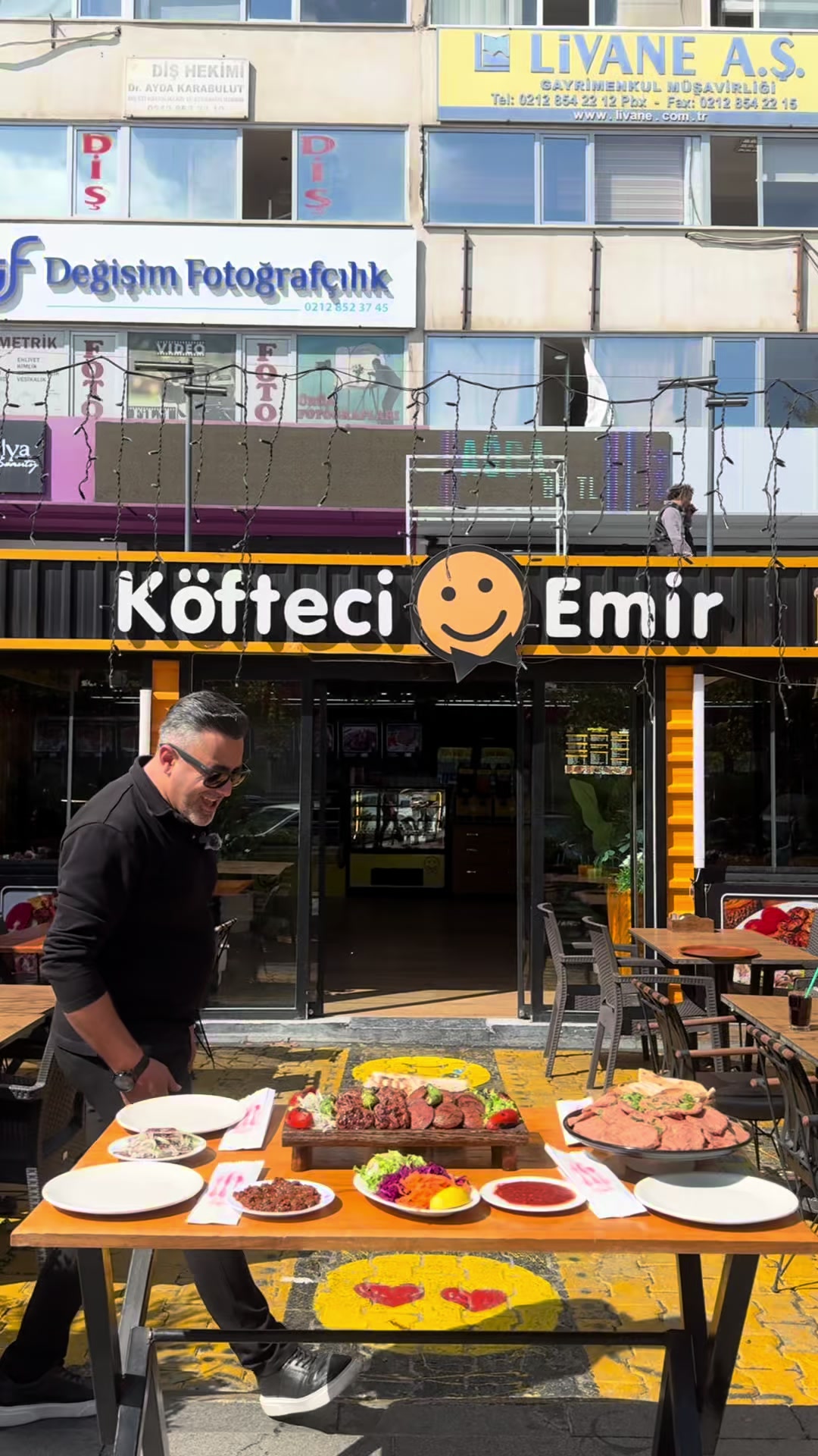 @KÖFTECİ EMİR & EMİR BURGER