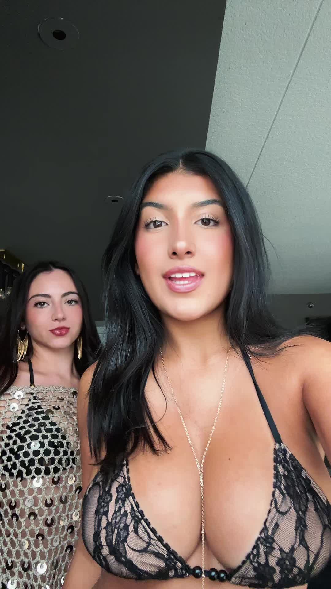 @mia