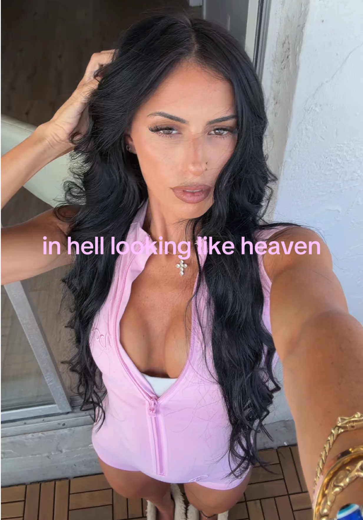 @latinakoukla