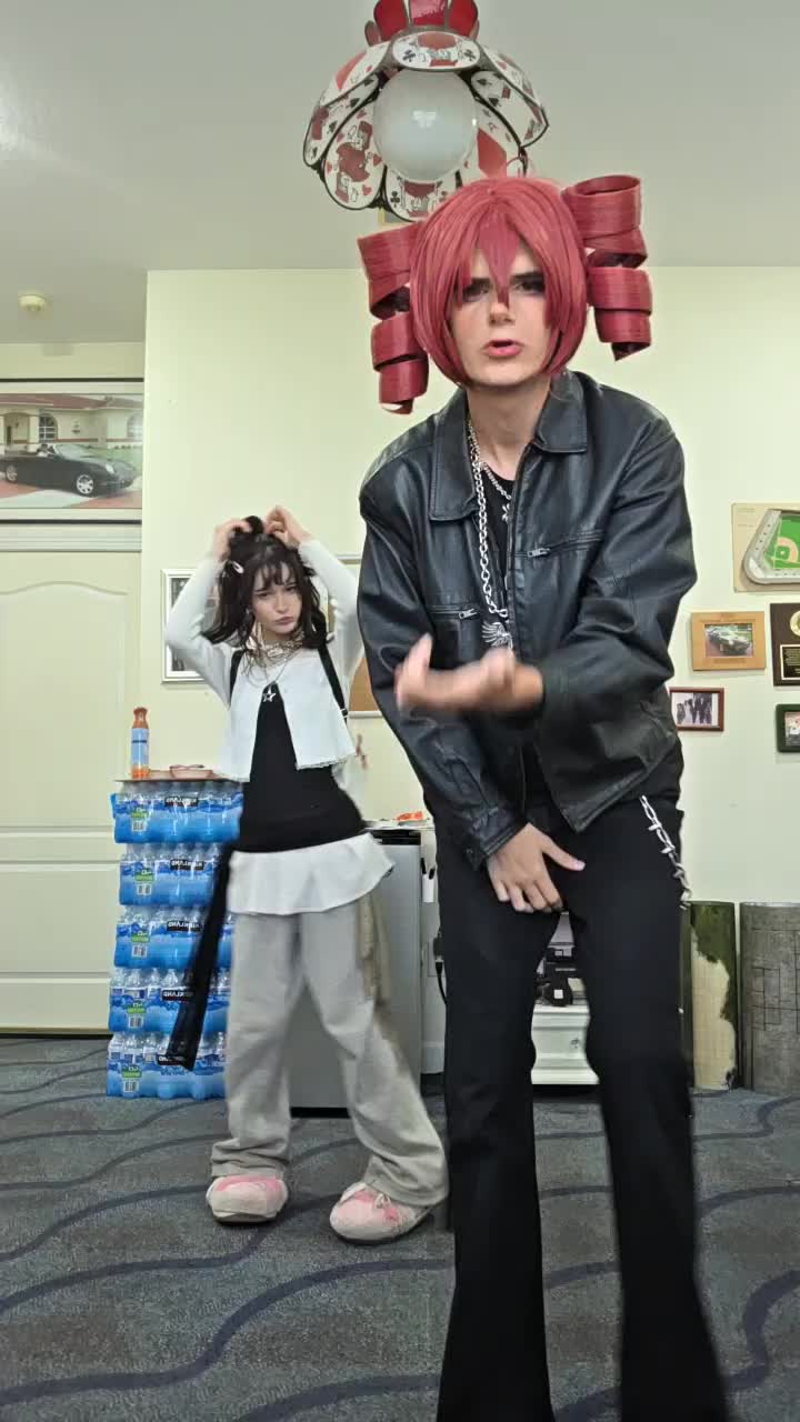 @Hoodaloid
