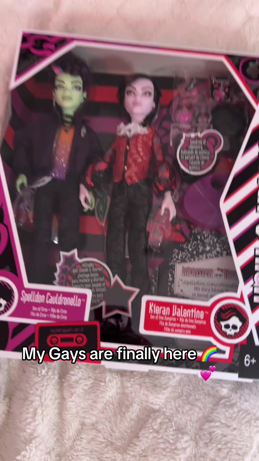 @♡𝕄𝕒𝕩♡
