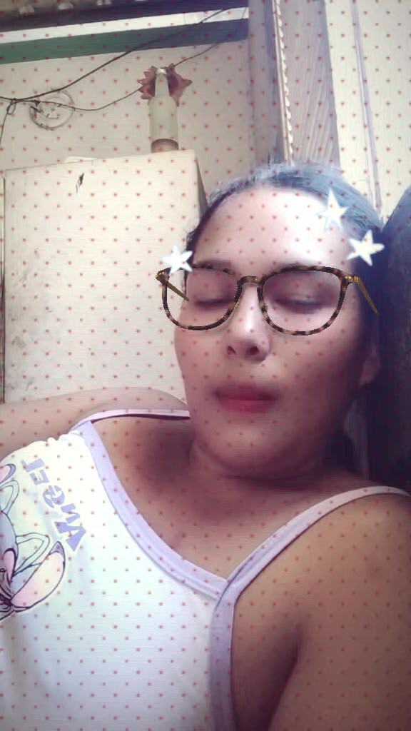 @Camila