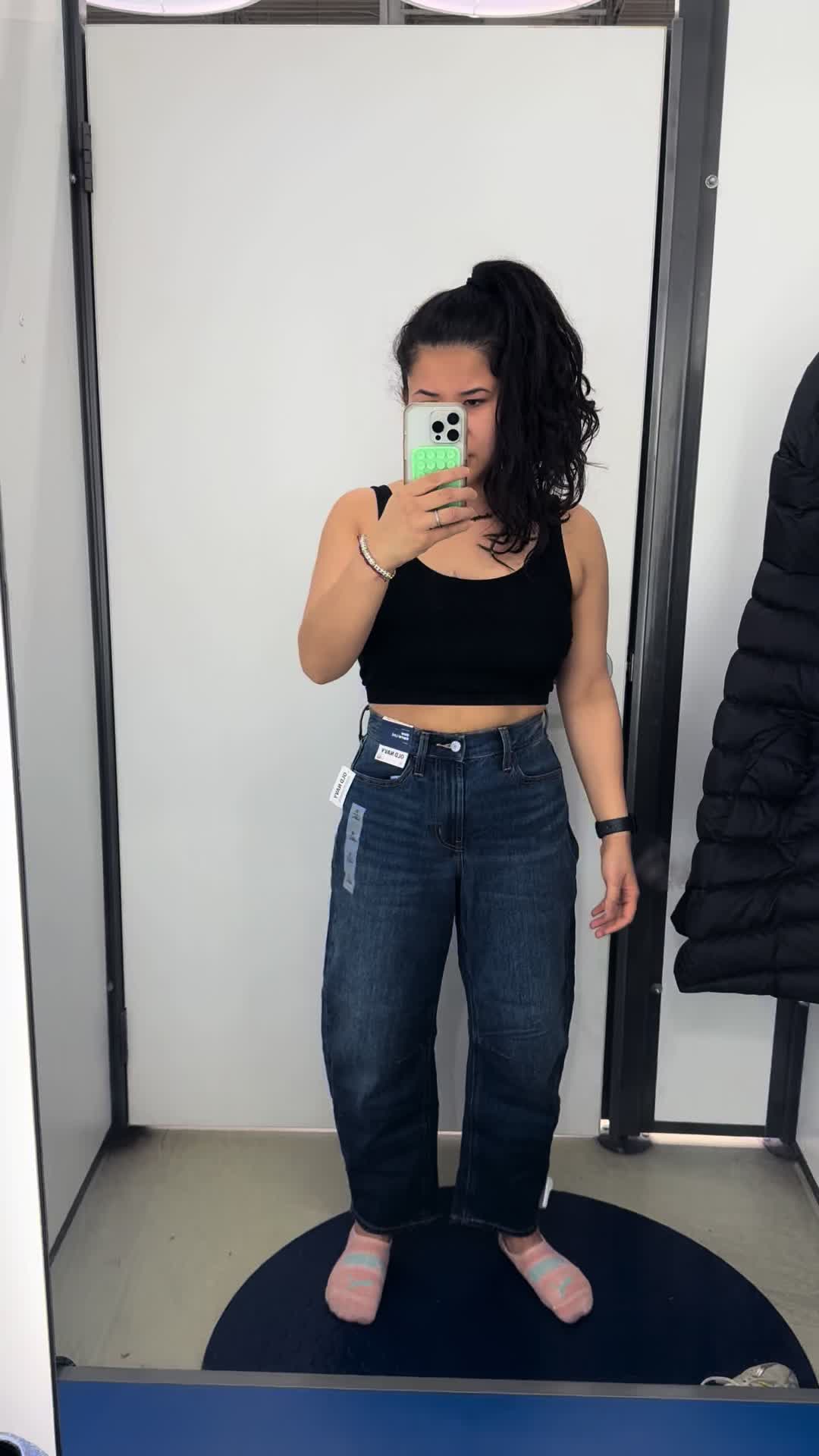 @juhnetmadeyougiggle