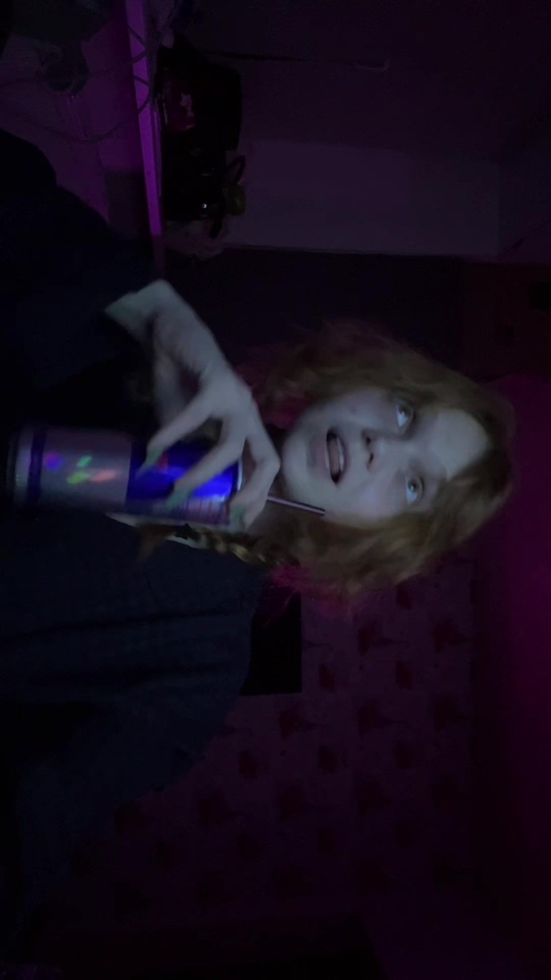 @Эшик