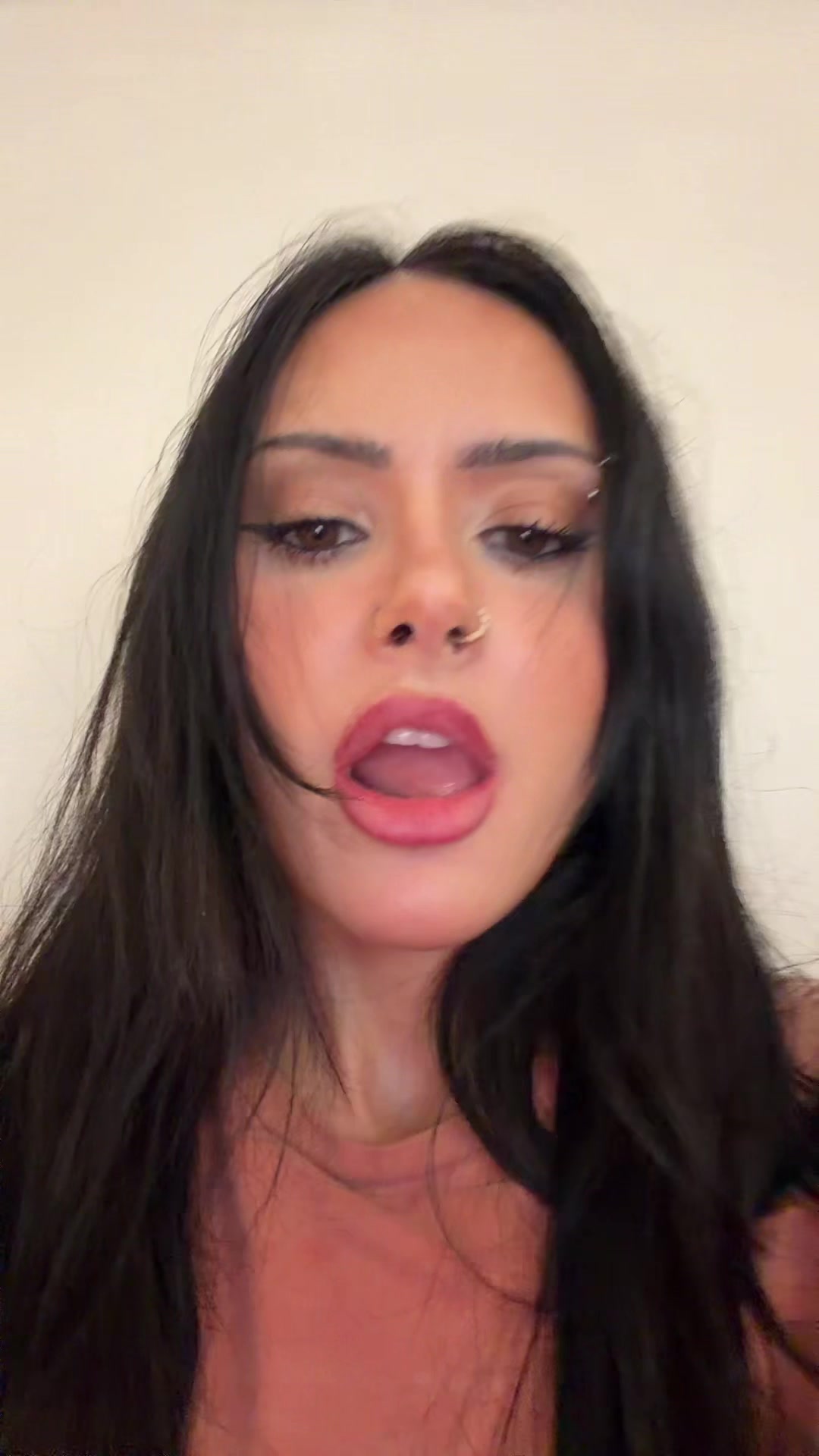 @zarinabae