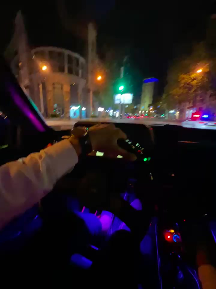 @001