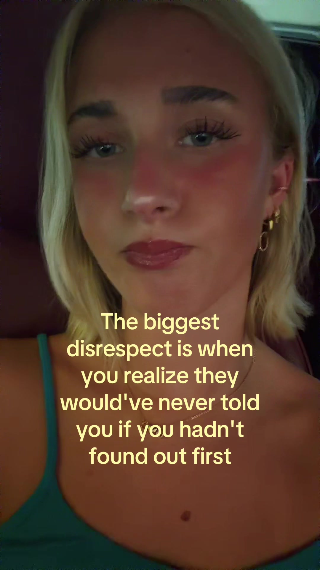 @theelliebarker