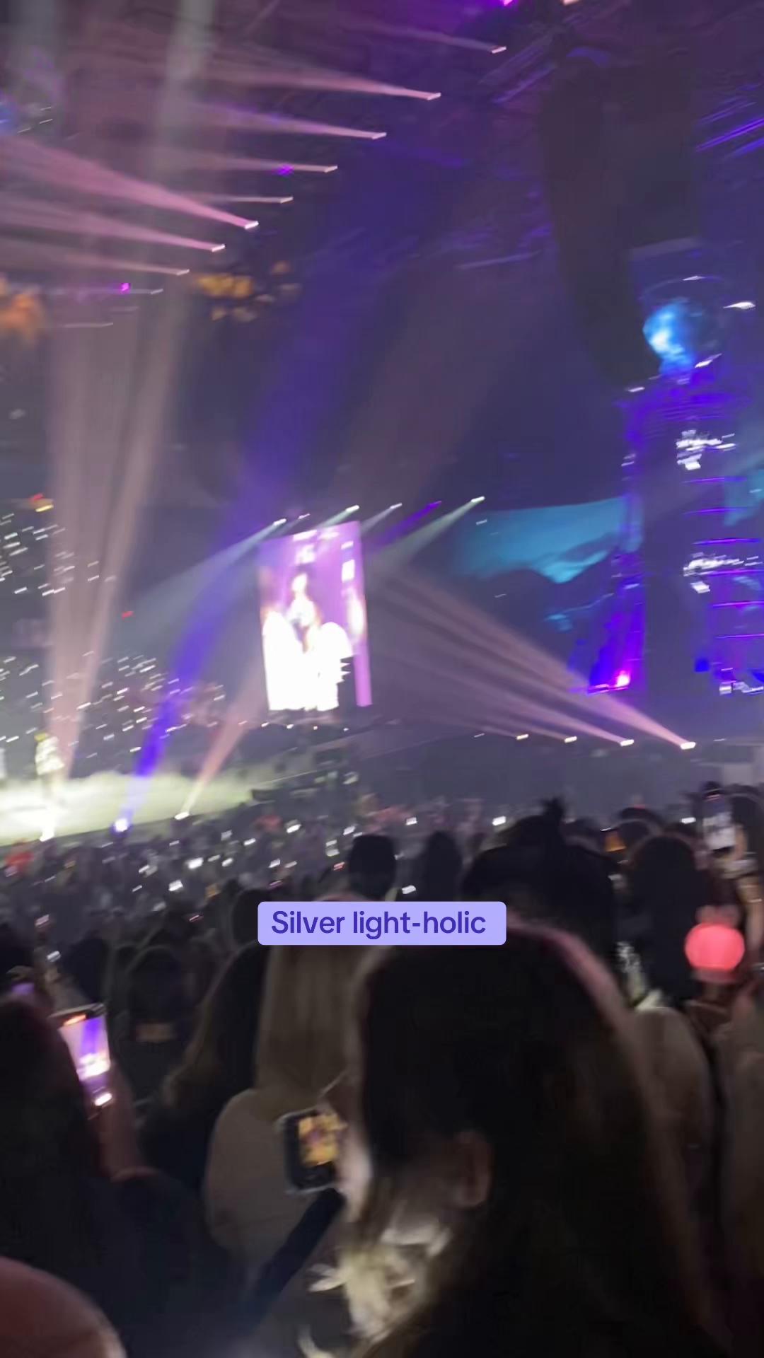 @Ella writes K-pop books