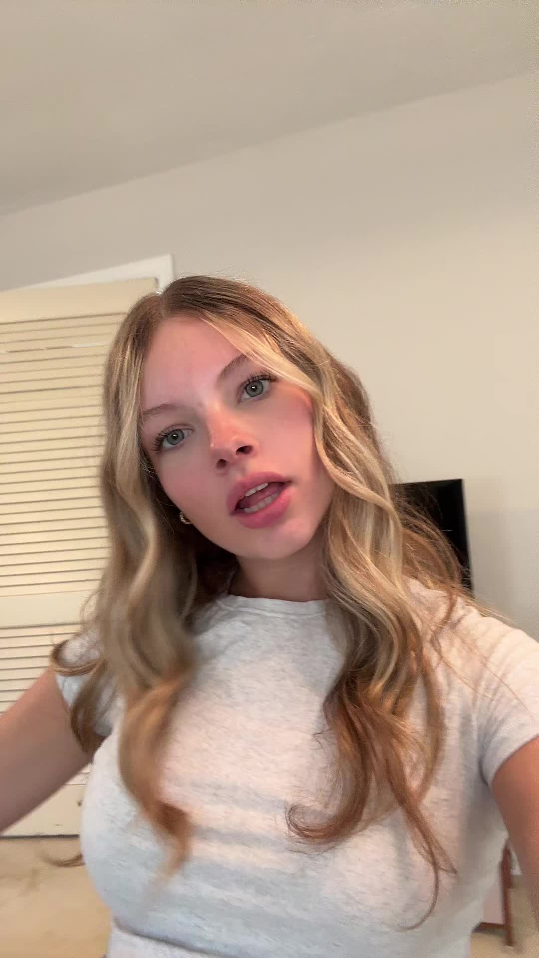 @Sienna
