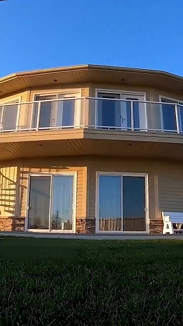 @&Ouml;zen Ce