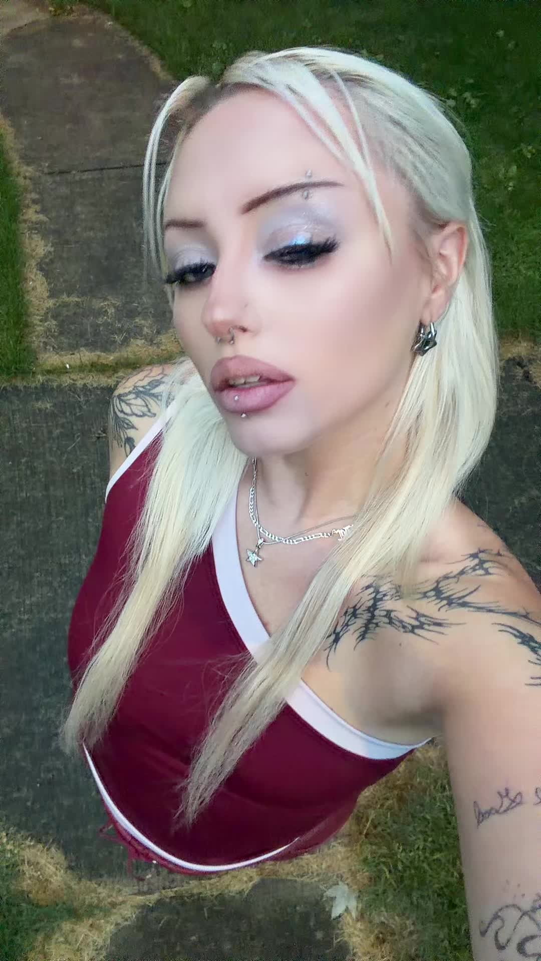 @sky