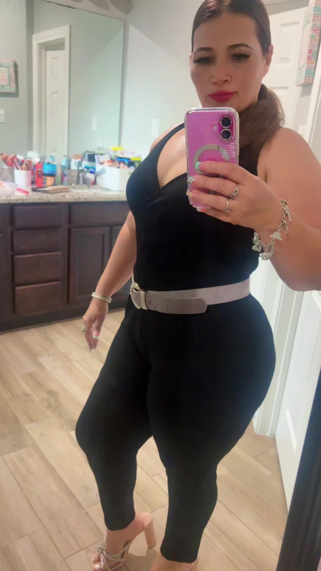 @Iliana