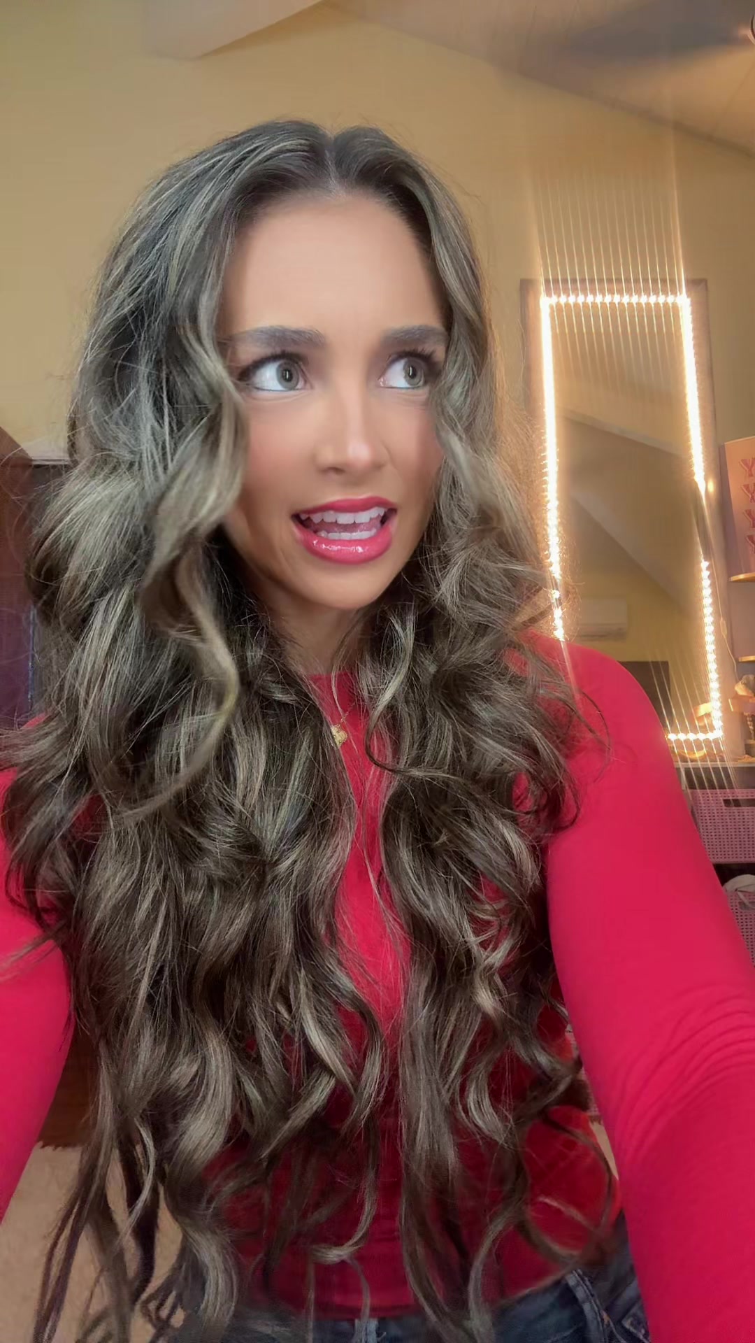 @lyricmedeiros