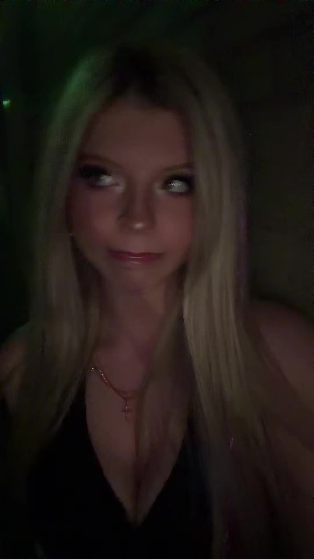 @notaubree