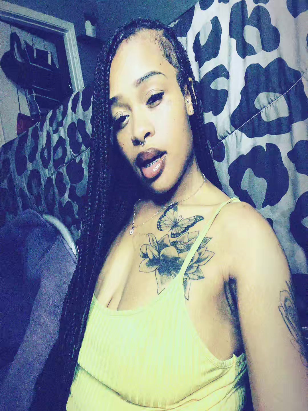 @iiamnicoleeeeee