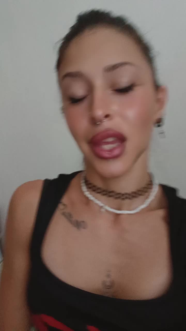@Jeyy