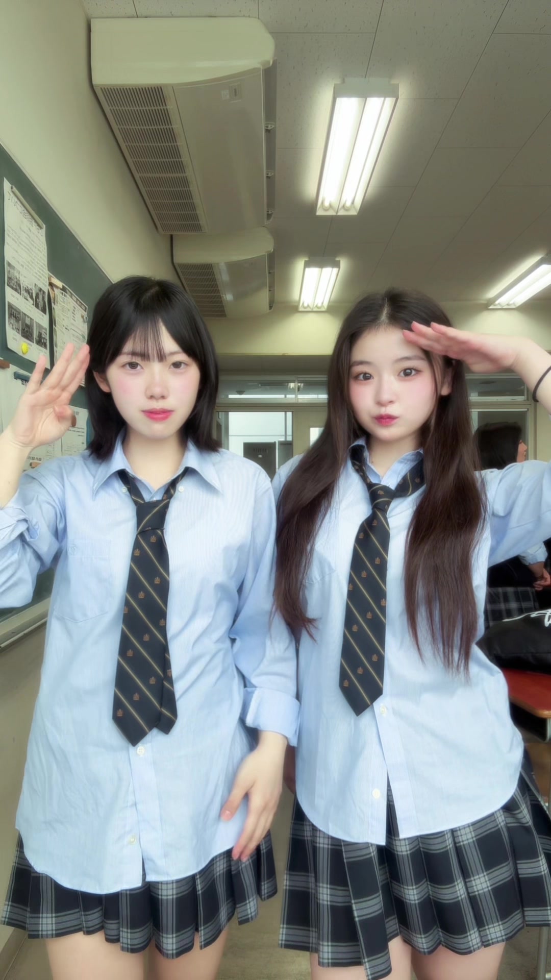 @Hana