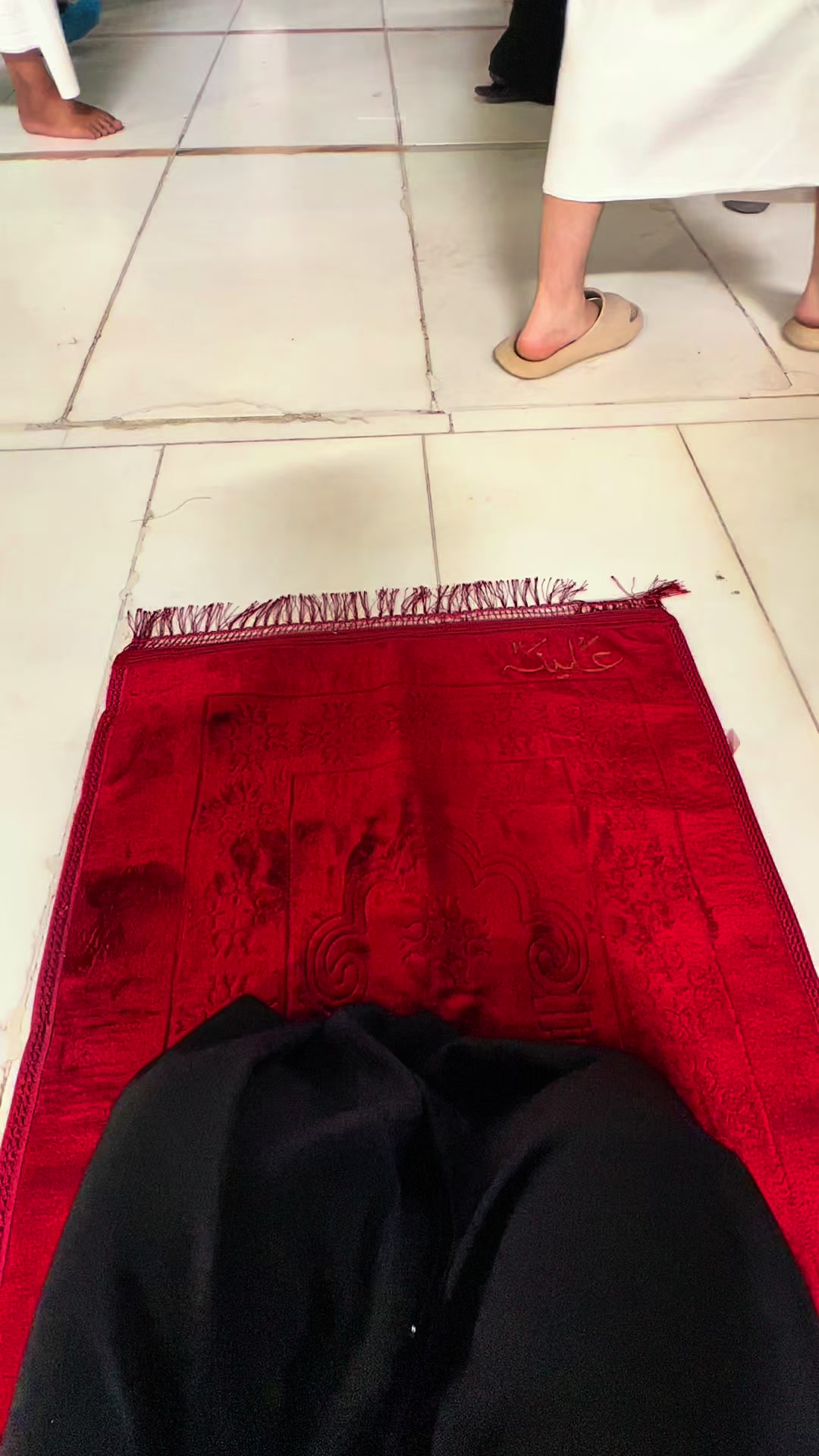 @aleeنa