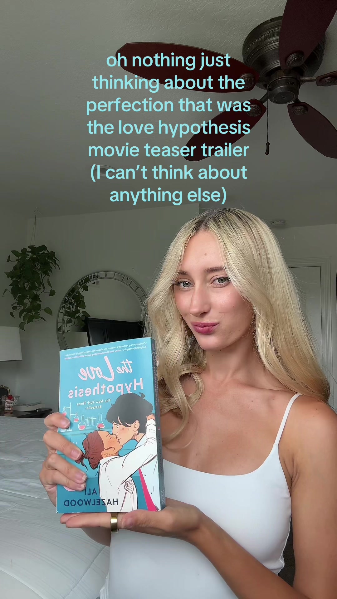 @Courtney Renée 📖
